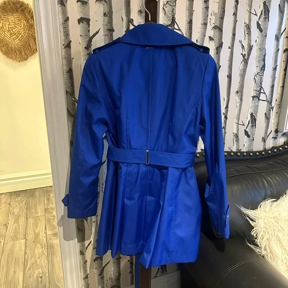 Calvin Klein Spring Jacket - Picture 3 of 5